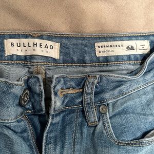Bullhead skinny jeans Size 3